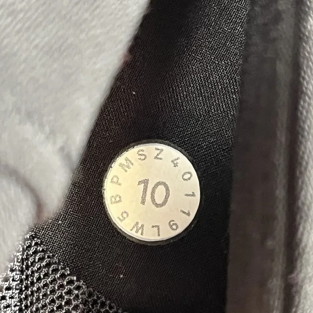 Lululemon On The Fly Pant Woven 27